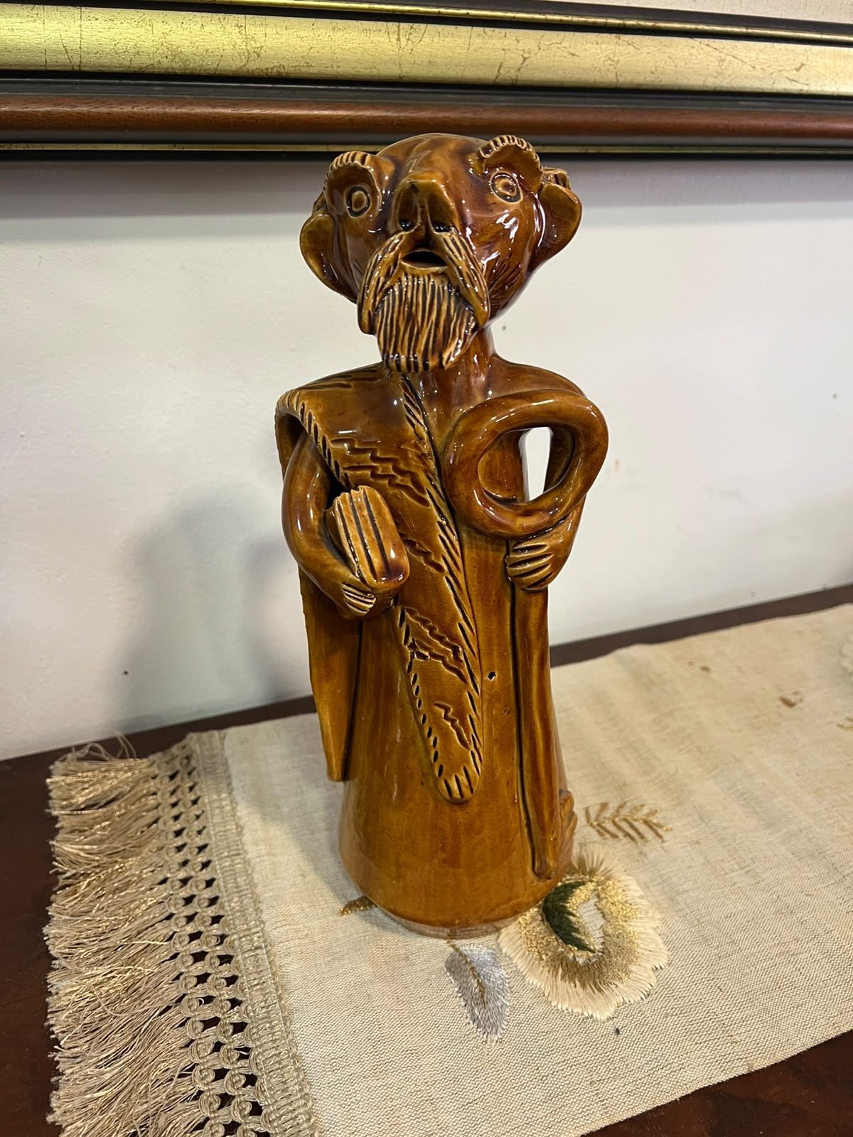 Escultura em Barro Vidrado "São Pedro" por Júlia Ramalho (Figurado de Barcelos)