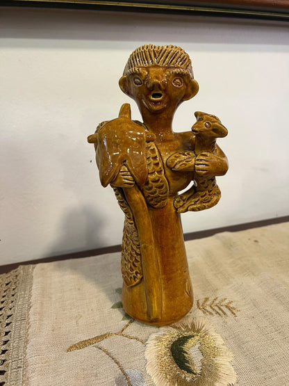 Escultura em Barro Vidrado “São João / Pastor com Cordeiro” por Júlia Ramalho (Figurado de Barcelos)