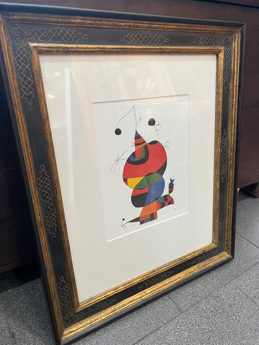 Gravura “Hommage à Picasso” de Joan Miró com Moldura Preta e Dourada
