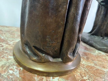 Escultura em Bronze Assinada «Maternidade / Caridade» — António Teixeira Lopes