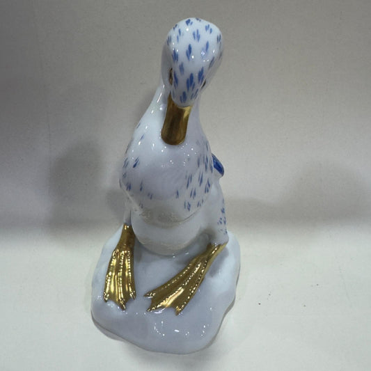 Decorative Vista Alegre duck in hand-painted porcelain.