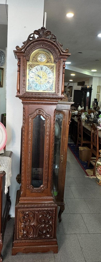 Relógio de Caixa Alta em Nogueira com Carrilhão e Fase Lunar — Tempus Fugit