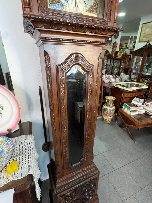 Relógio de Caixa Alta em Nogueira com Carrilhão e Fase Lunar — Tempus Fugit