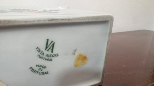 Frasco de Chá com Tampa em Porcelana — Vista Alegre Portugal