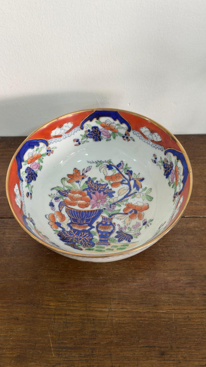 Macau Porcelain Imari Style Bowl — 20th Century
