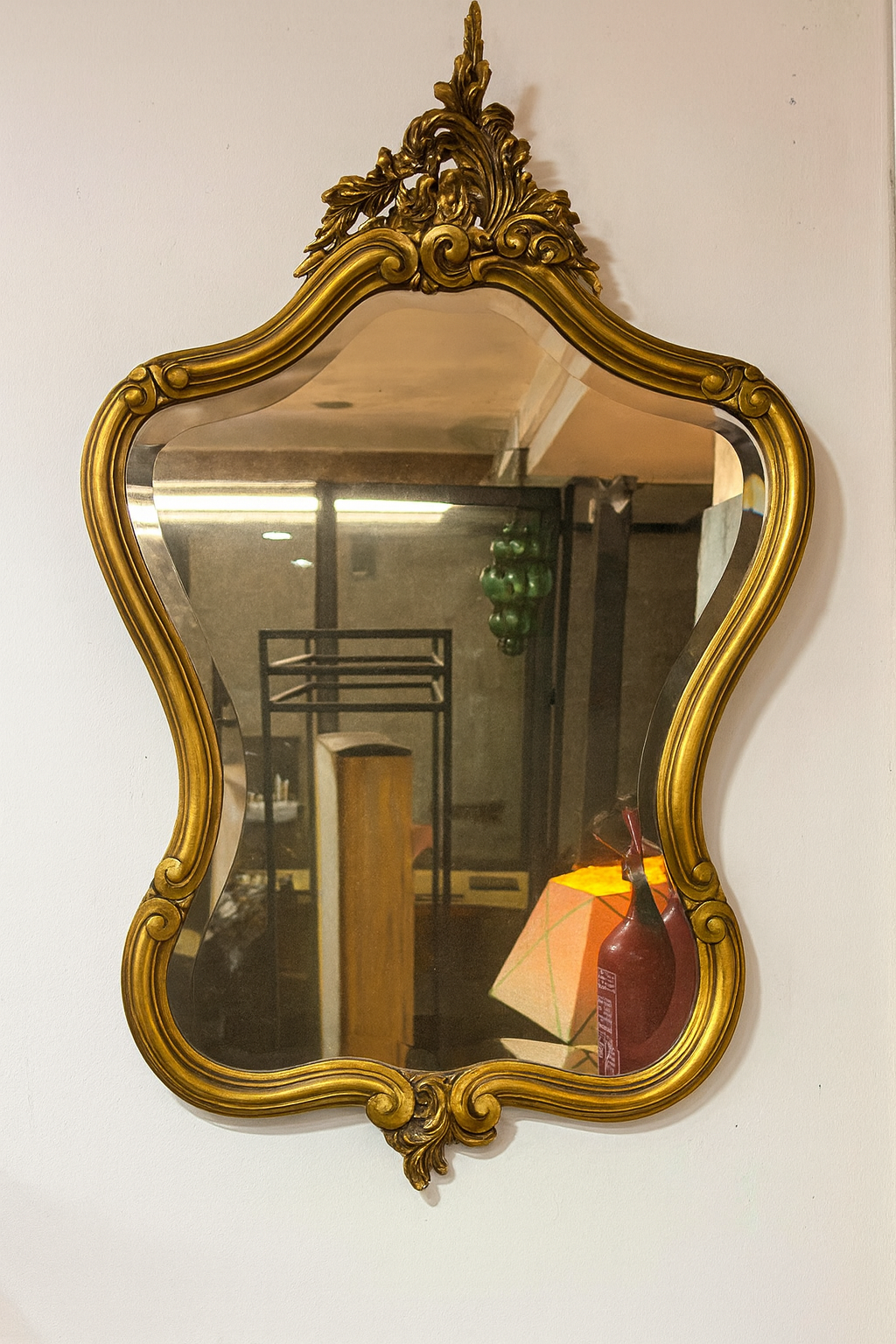 Espelho Barroco Dourado – Peça de Coleção